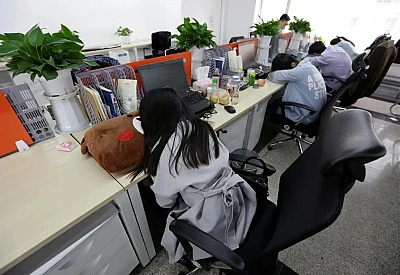 Đừng để chiếc ghế văn phòng trở thành kẻ thù của sức khỏe