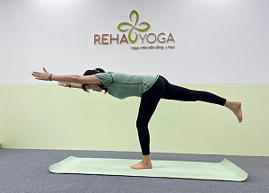 Một số tư thế yoga tăng sức mạnh đôi chân