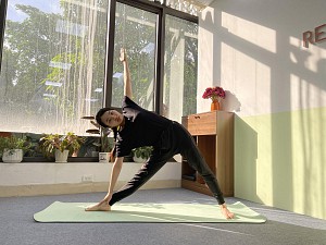 7 bài tập yoga chữa đau khớp gối tại nhà đơn giản nhất